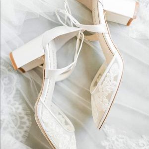 NWT Bella Belle wedding block heals sandals 10.5